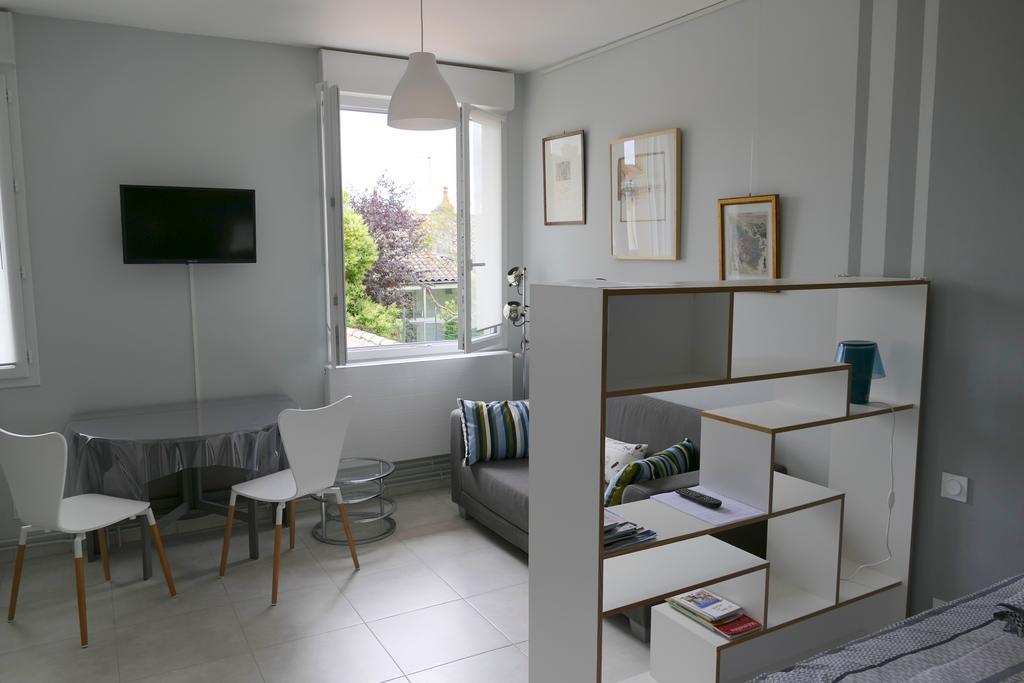 Studio Proche Gare St Jean Apartment Bordeaux Ngoại thất bức ảnh