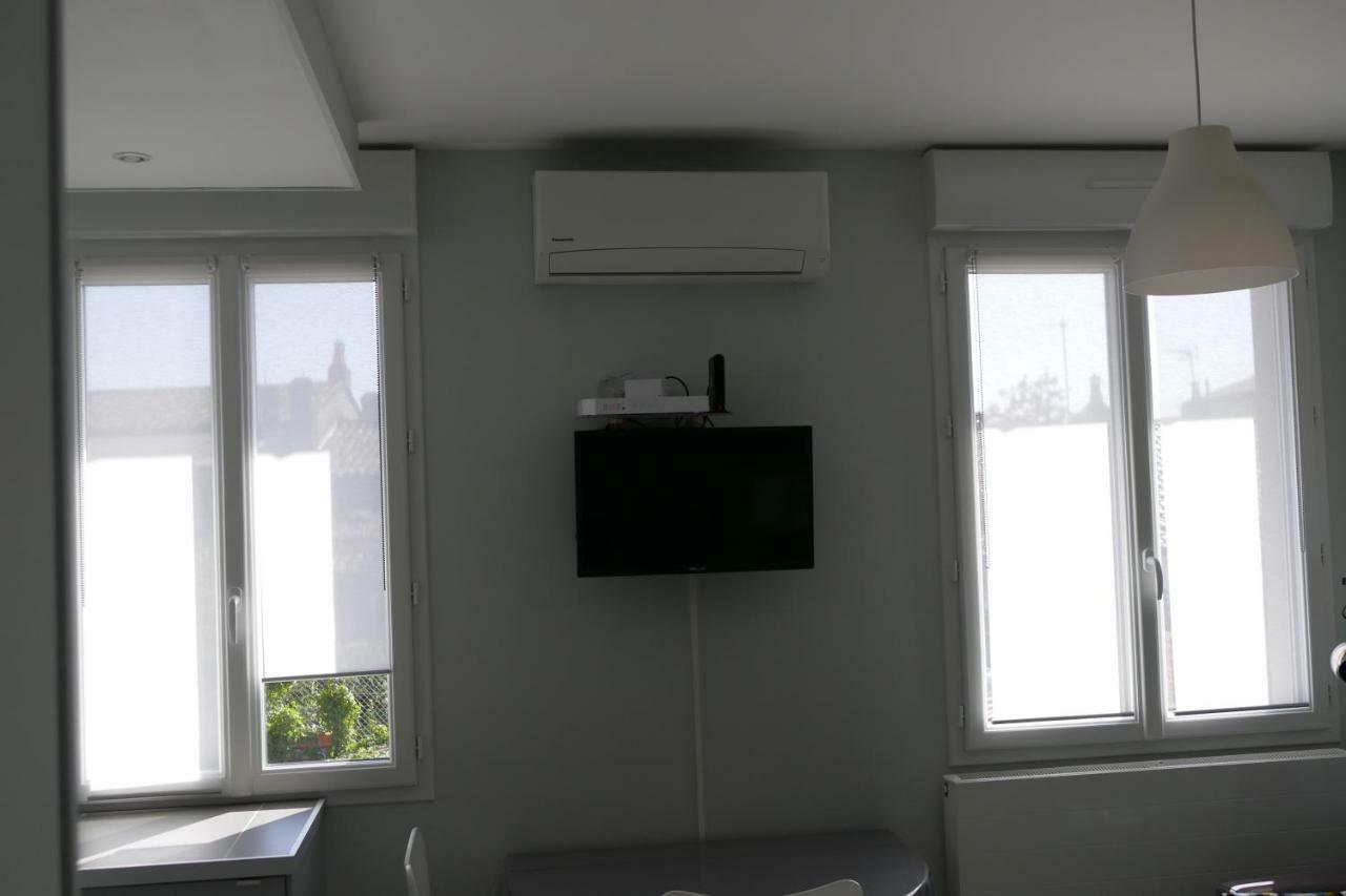 Studio Proche Gare St Jean Apartment Bordeaux Ngoại thất bức ảnh